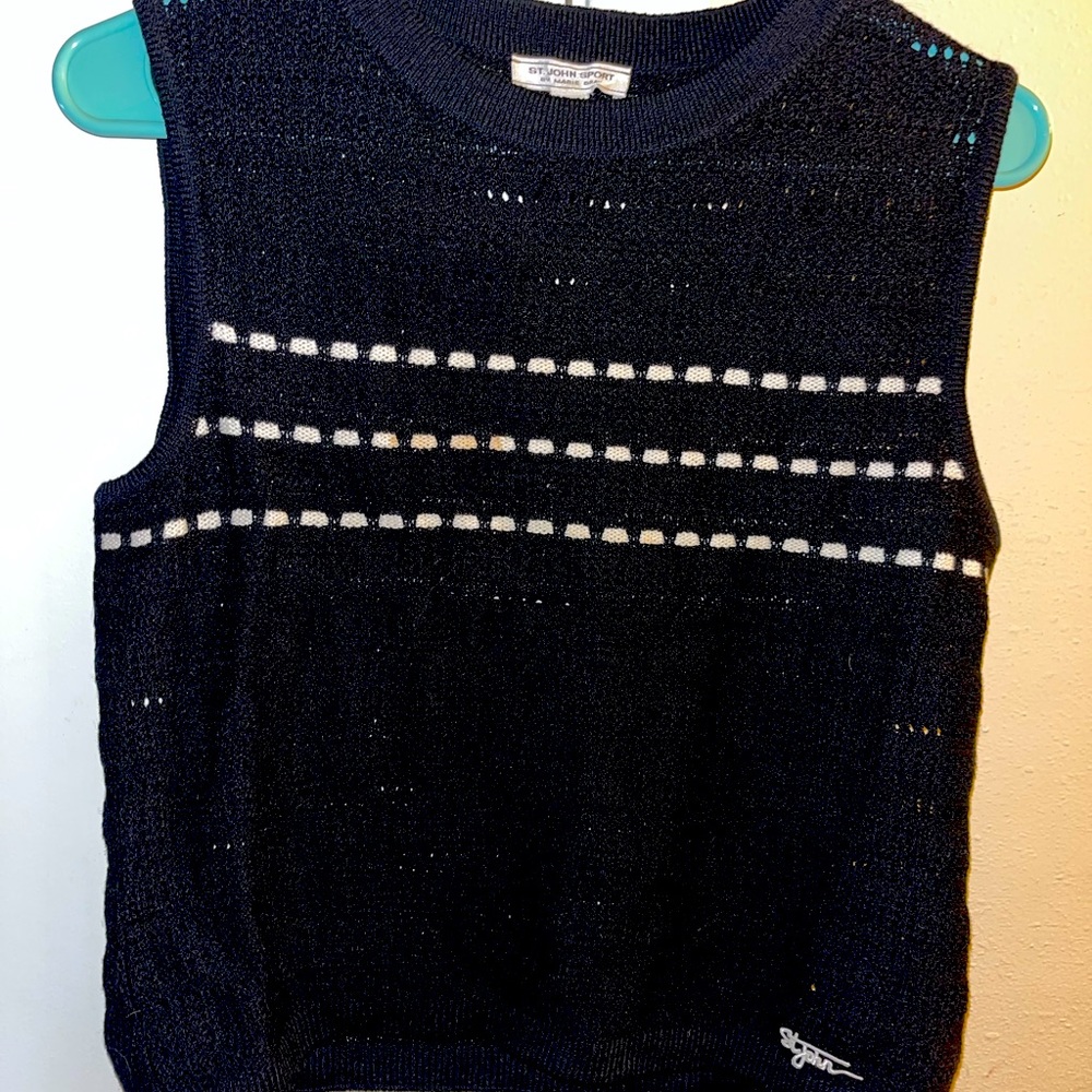 Black knit St. John sport by Marie Grey small